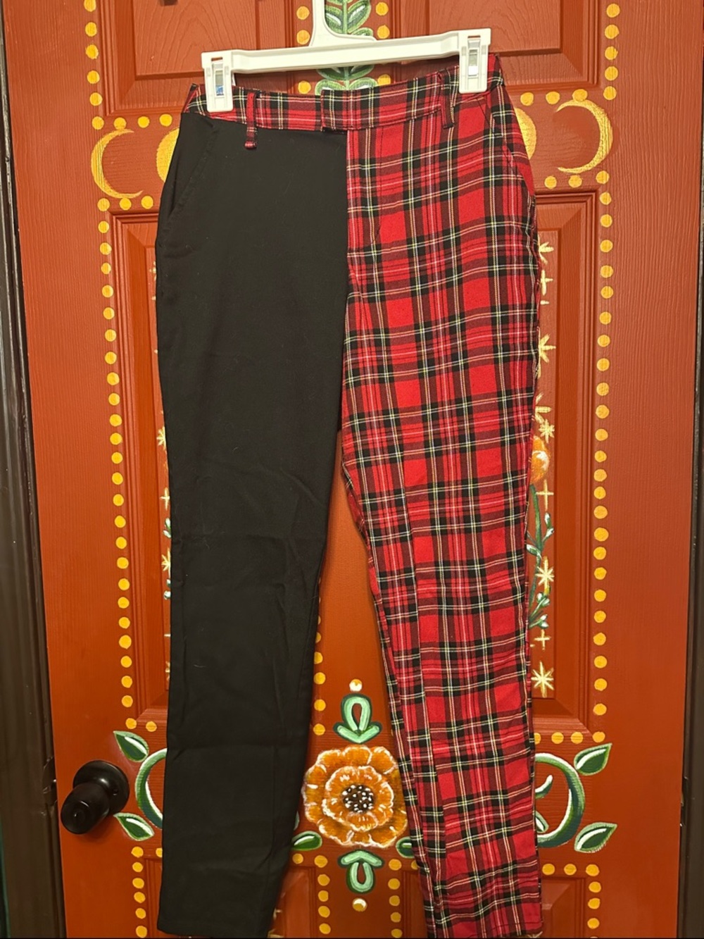 Hot Topic Two-Tone Plaid & Solid Chinos - Red/Black